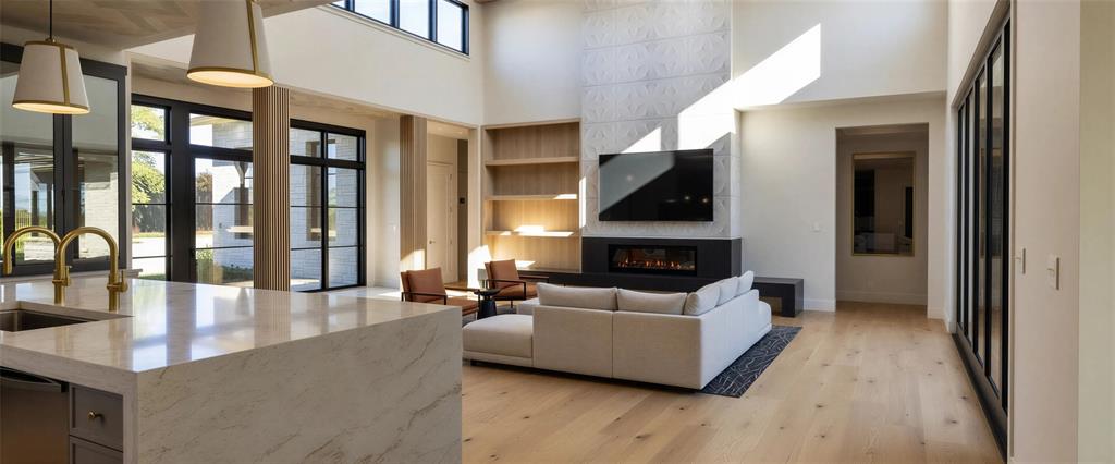 1536 Four Seasons Drive