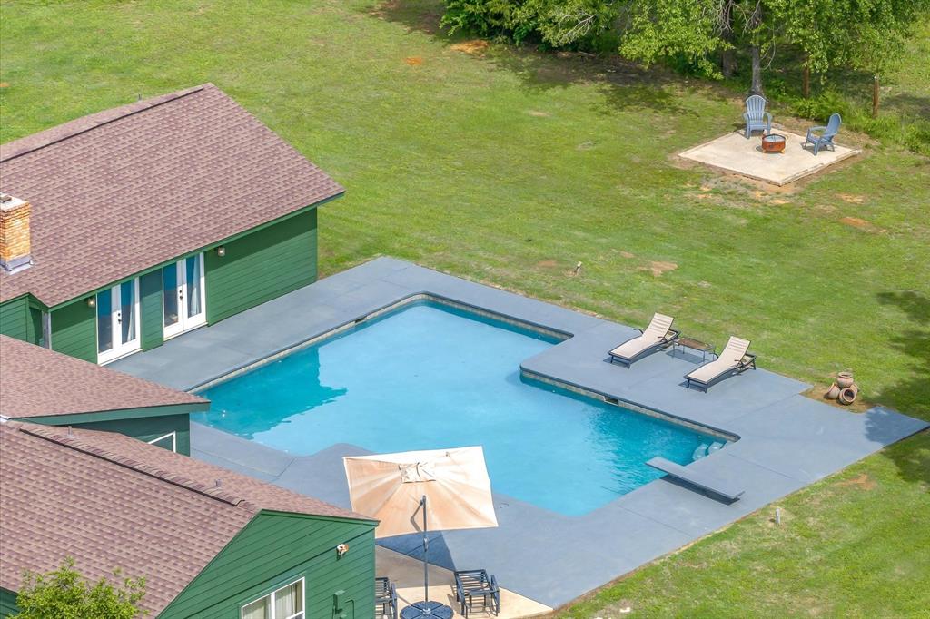 Kaufman, Texas, 75142, United States, 4 Bedrooms Bedrooms, ,3 BathroomsBathrooms,Residential,Active,2043830