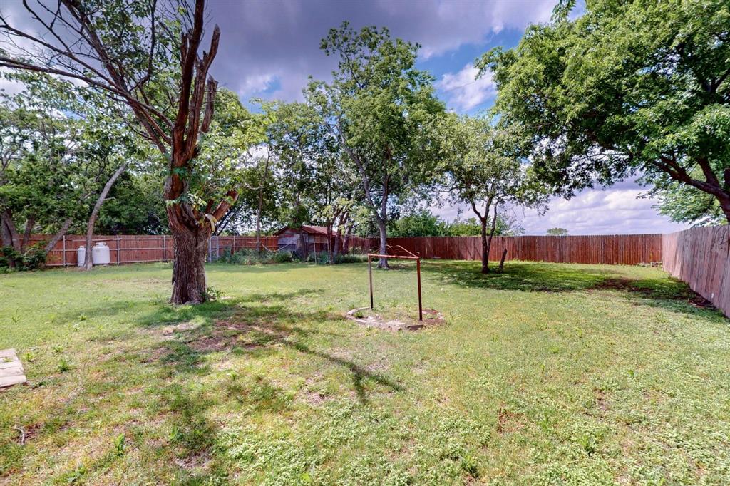 ABST 475 TR 23 S KINSEY - Residential