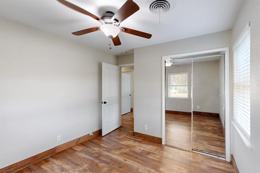 ABST 475 TR 23 S KINSEY - Residential