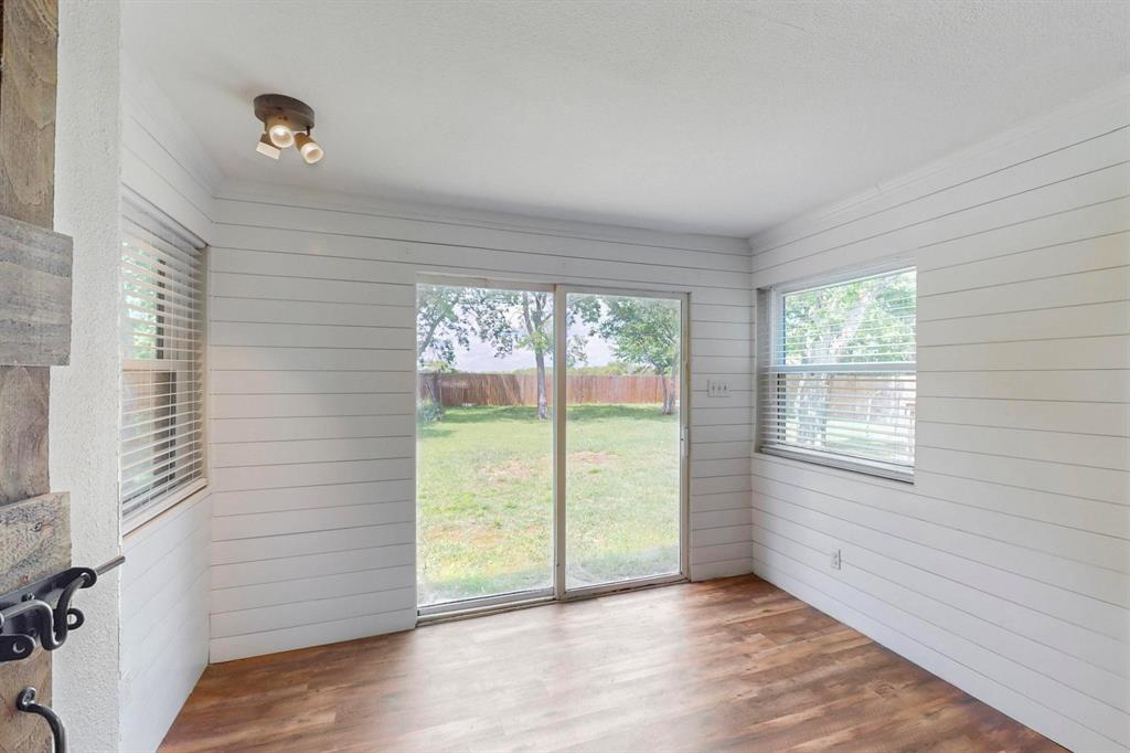 ABST 475 TR 23 S KINSEY - Residential