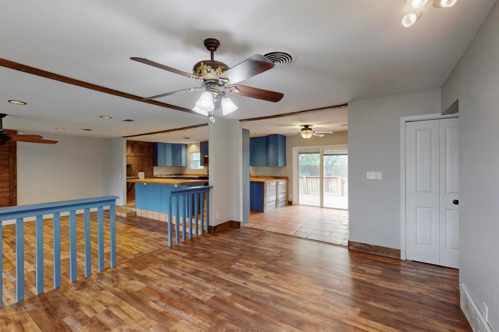 ABST 475 TR 23 S KINSEY - Residential