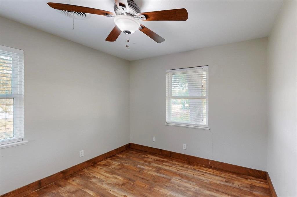 ABST 475 TR 23 S KINSEY - Residential