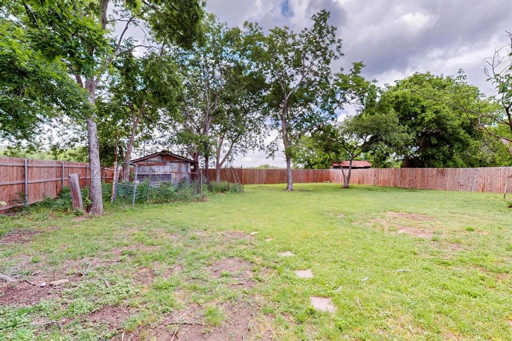 ABST 475 TR 23 S KINSEY - Residential