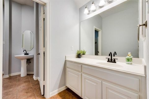 Tiny photo for 3027 Pamplona, Grand Prairie, TX 75054 (MLS # 21100752)