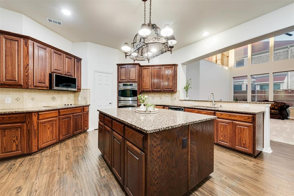 Mira Lagos E 3 - Residential