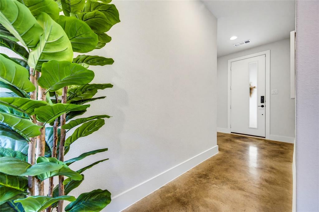 1112 Lavender Ridge