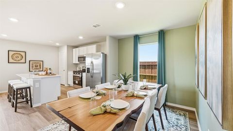 Tiny photo for 4125 WOODHILL BEND Drive, Fort Worth, TX 76036 (MLS # 21339785)