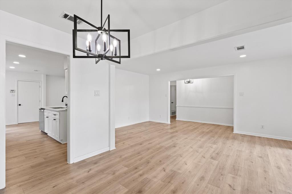 1423 Misty Glen Lane