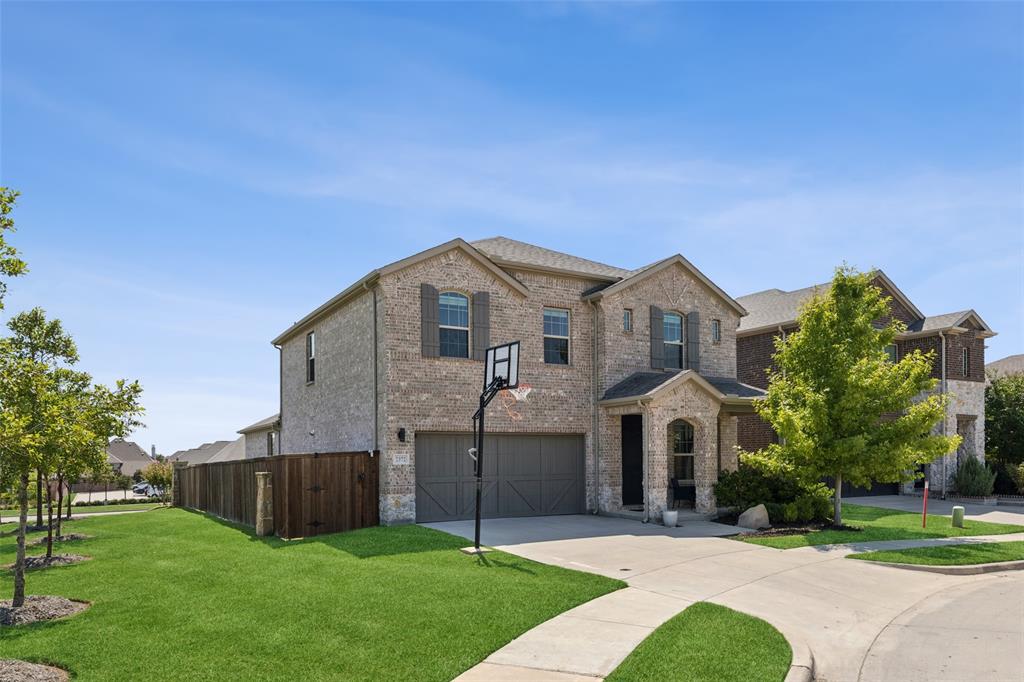 2372 Bella Court