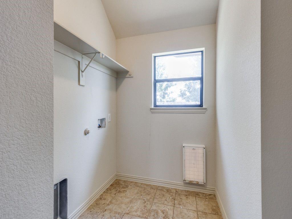 Mountain Valley Lake Tr - Residential Lease