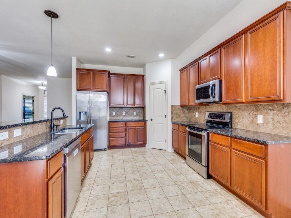 Mountain Valley Lake Tr - Residential Lease