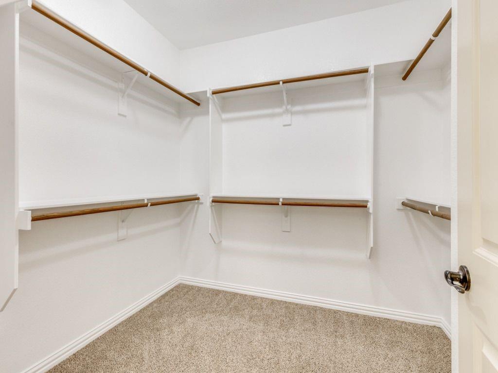 Mountain Valley Lake Tr - Residential Lease