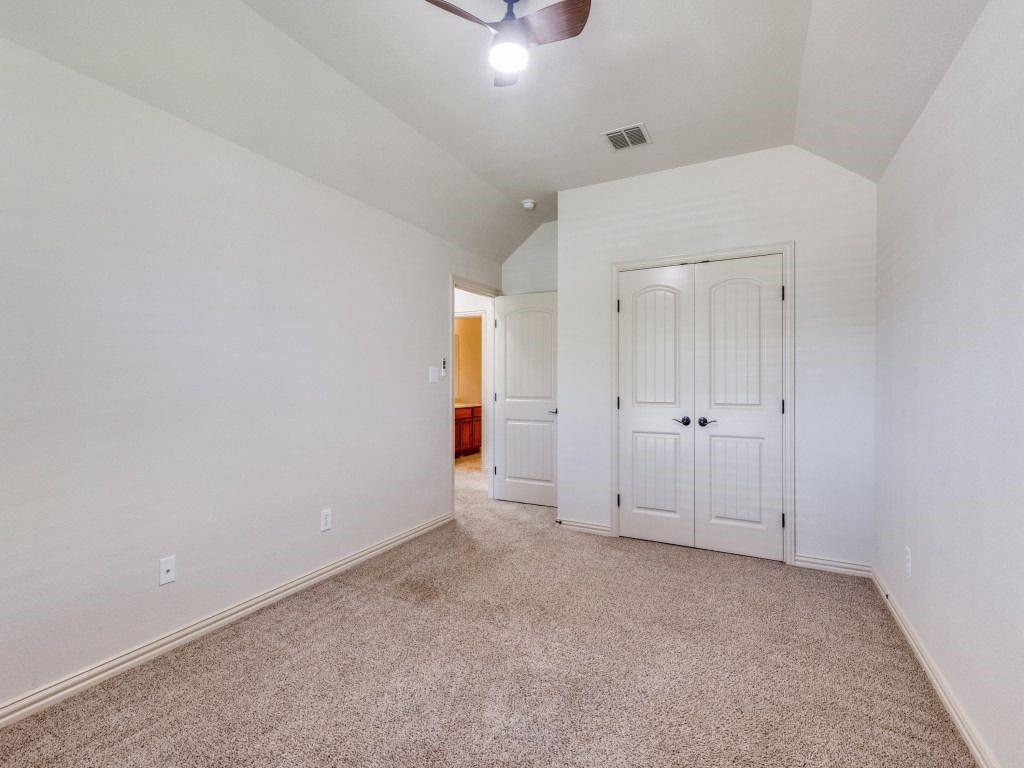 Mountain Valley Lake Tr - Residential Lease