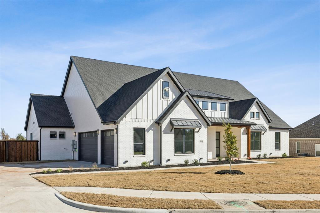 2000 Vanderbilt Drive