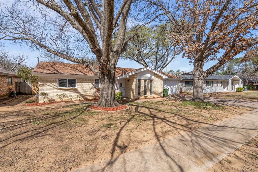 1129 Irwin Drive