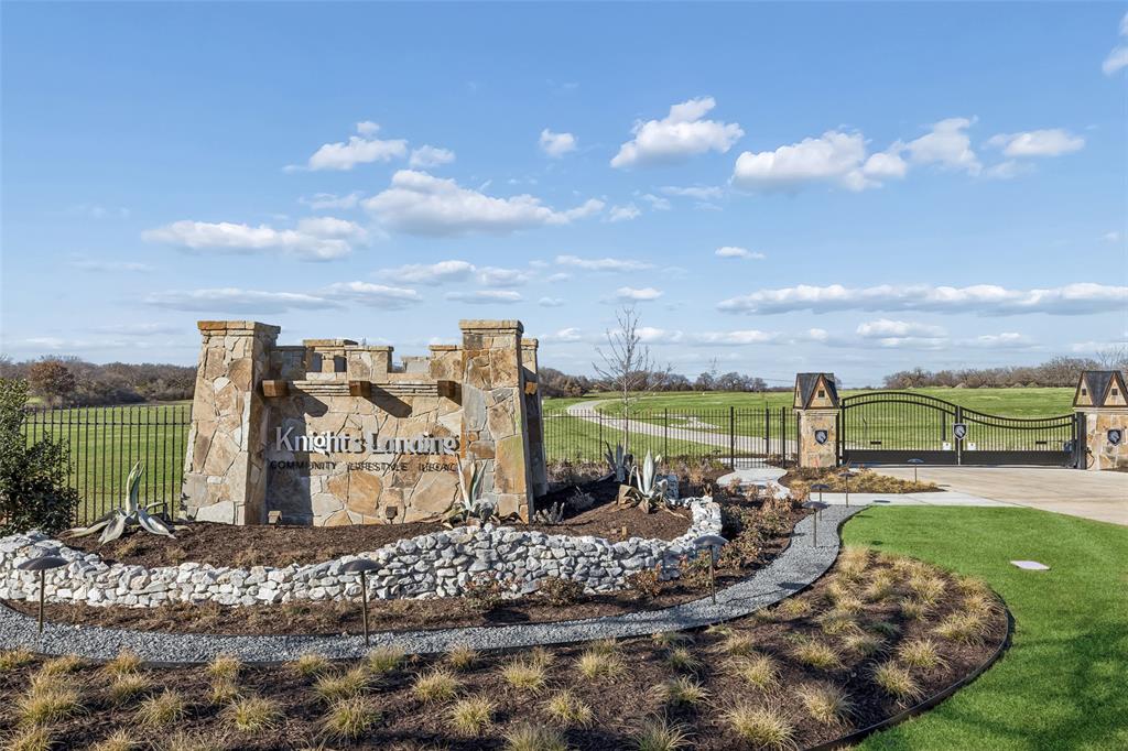 Knights Landing - Land