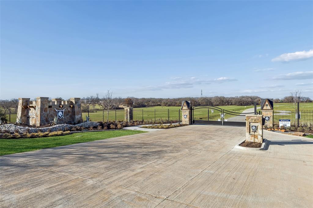 Knights Landing - Land