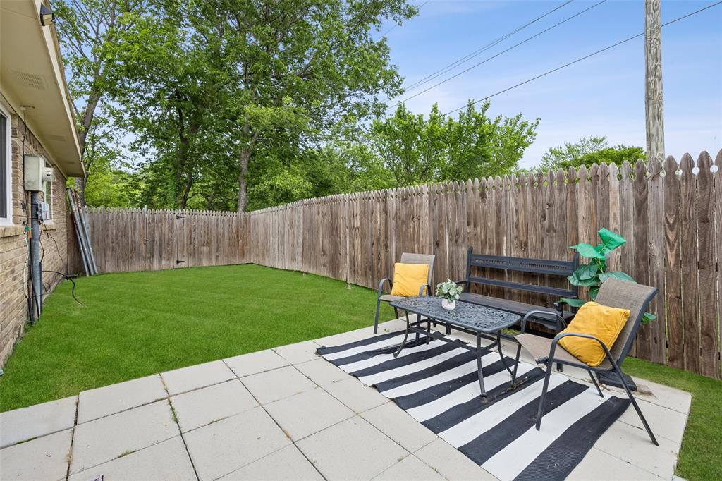 7 Cedar Elm Circle