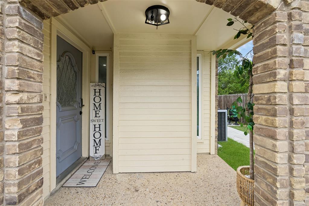 7 Cedar Elm Circle