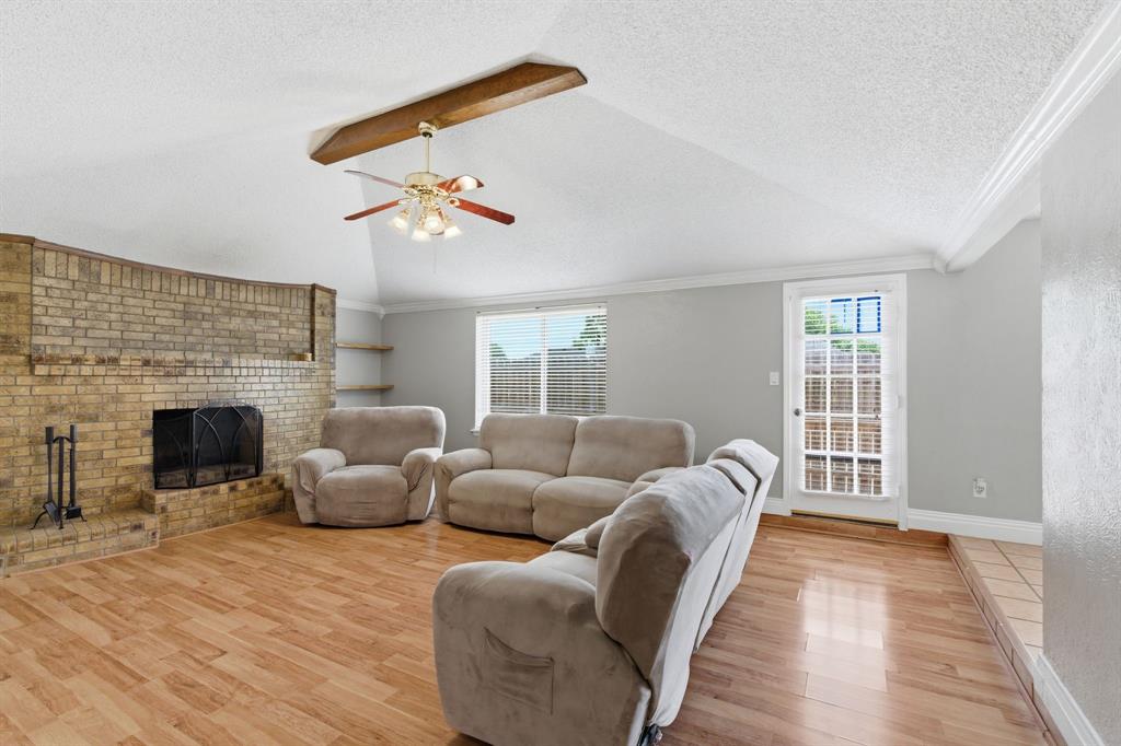 2915 Post Oak Court