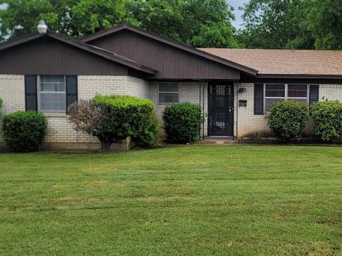 4429 Berke Road Fort Worth TX 76115