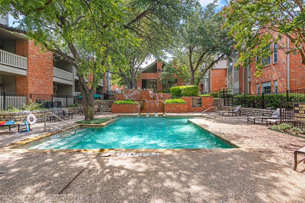 Williamsburg Condo Ph 02 - Residential