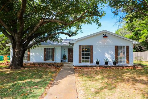 A home in Granbury