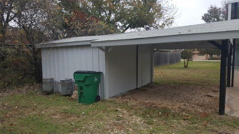 A home in Granbury