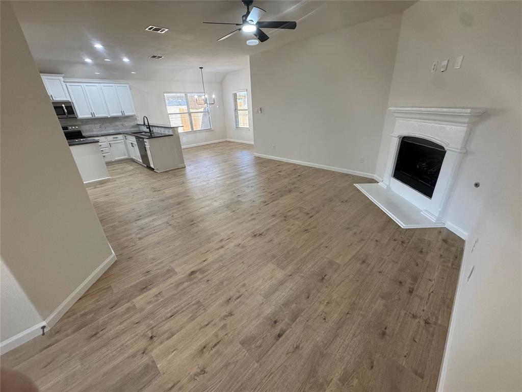 829 Lake Woodland Drive