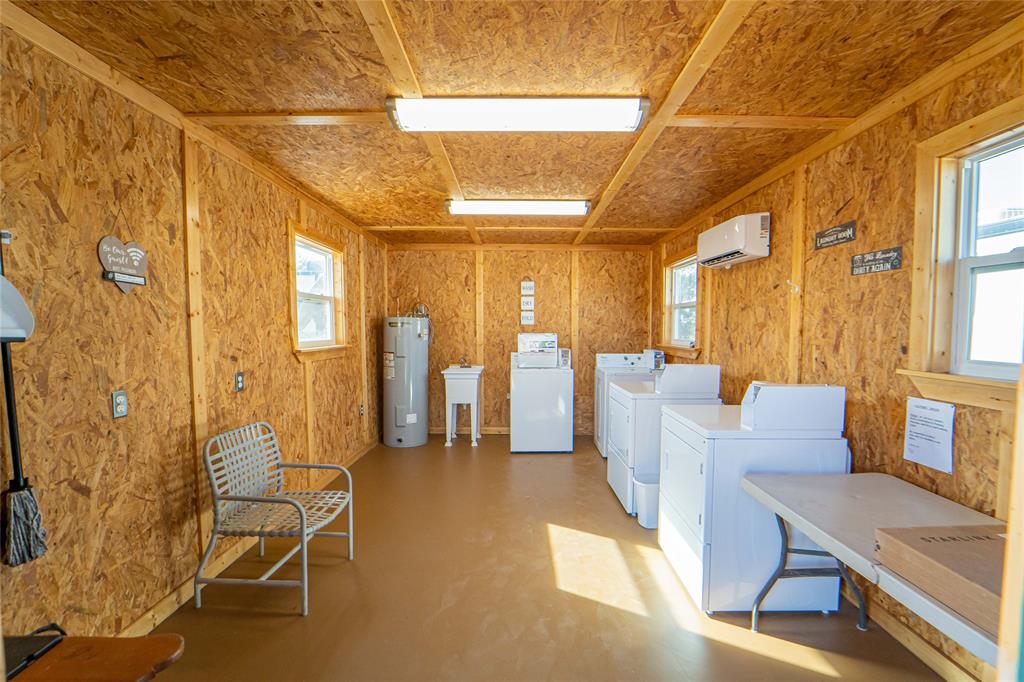 Te&L Company Surv #1535 Abs #7 - Commercial Sale