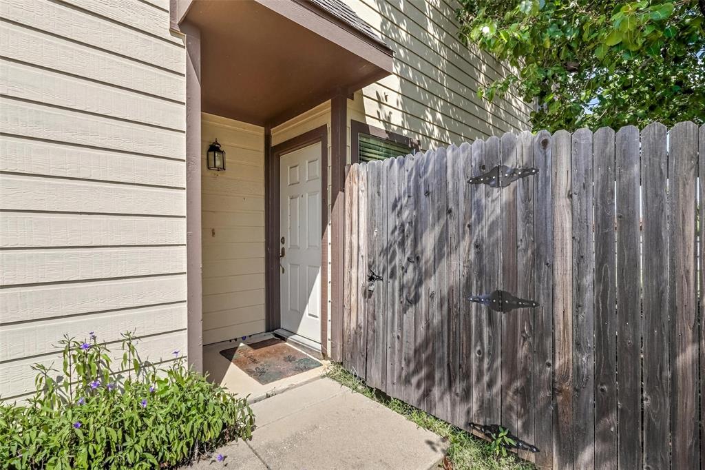 5200 Mountain Spring Trail