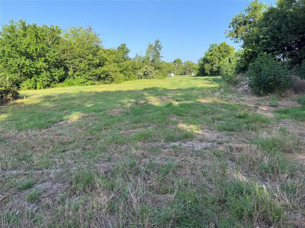 T J Humphreys - Land