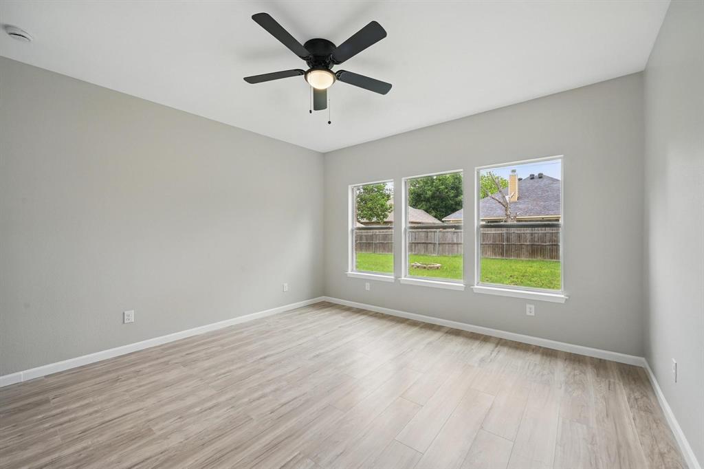 Shady Shores, Texas 76208, United States, 4 Bedrooms Bedrooms, ,2 BathroomsBathrooms,Residential,Pending,119920