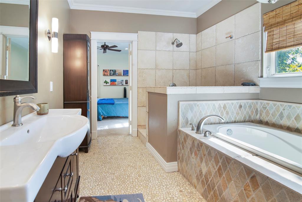 Wilshire Summit - Residential