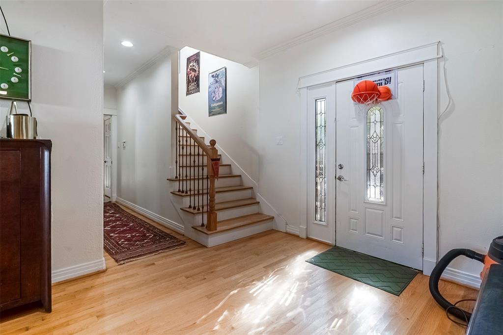 Wilshire Summit - Residential