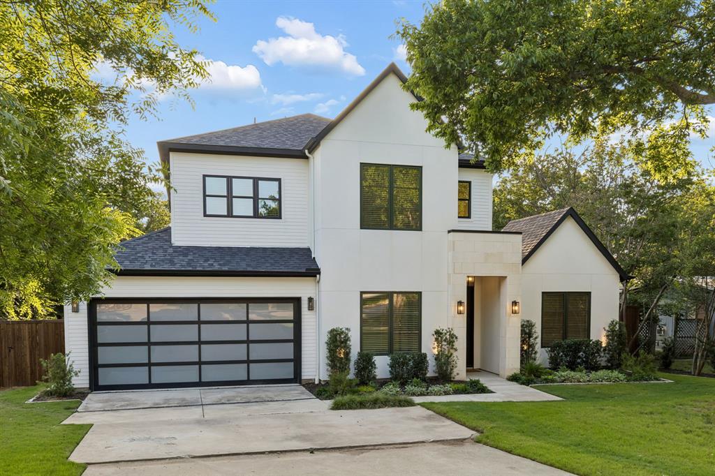 1218 Woodsey Court