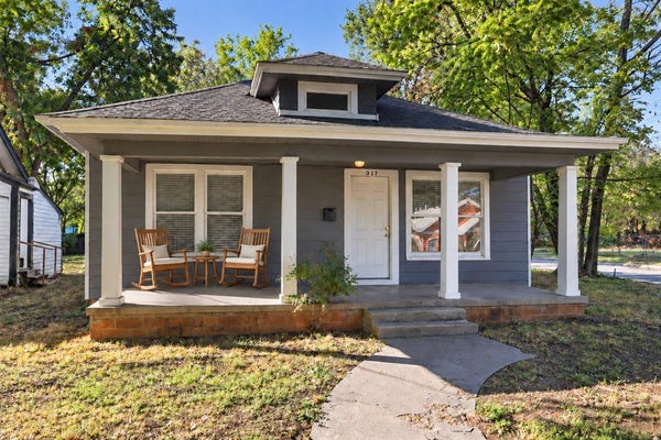 317 STROUD ST, DENTON, TX 76201 - Image bb623bb75dd8a755f9549f128d2685bf/3089817638