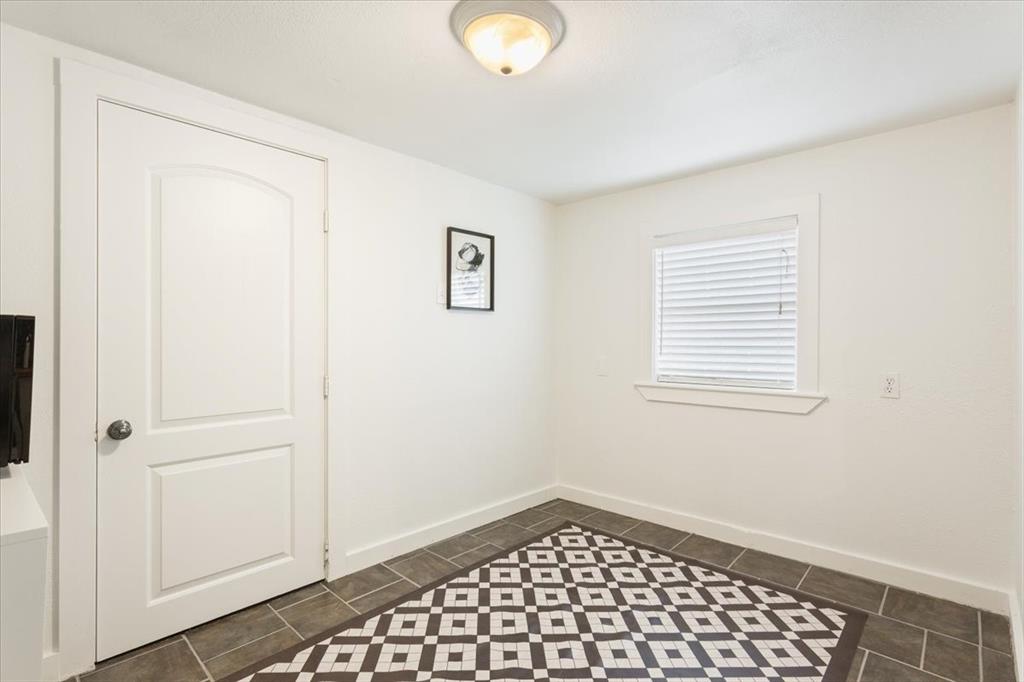 West, Texas 76691, United States, 2 Bedrooms Bedrooms, ,1 BathroomBathrooms,Residential,Pending,100786