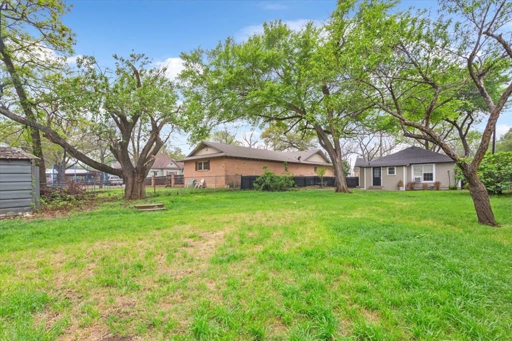 West, Texas 76691, United States, 2 Bedrooms Bedrooms, ,1 BathroomBathrooms,Residential,Pending,100786