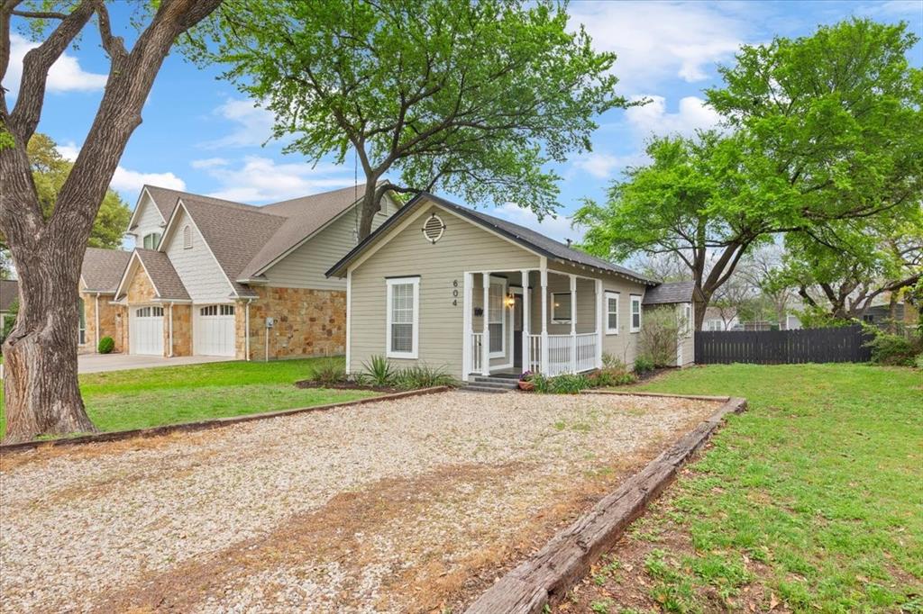 West, Texas 76691, United States, 2 Bedrooms Bedrooms, ,1 BathroomBathrooms,Residential,Pending,100786