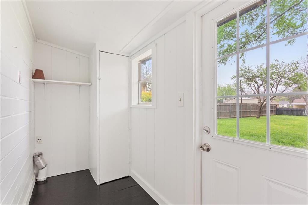 West, Texas 76691, United States, 2 Bedrooms Bedrooms, ,1 BathroomBathrooms,Residential,Pending,100786