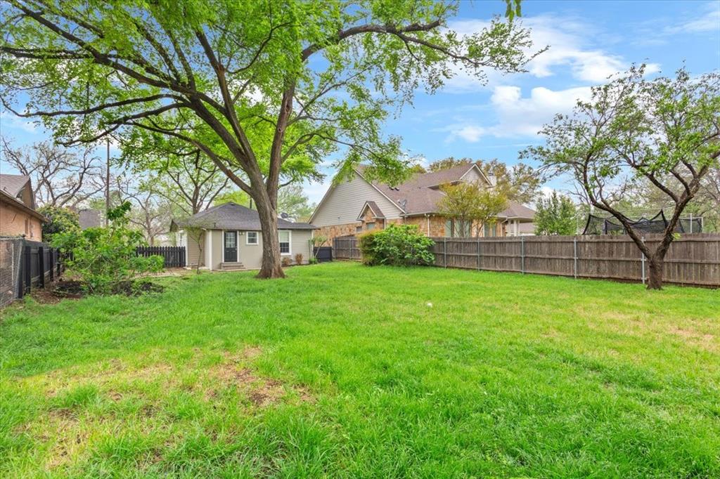 West, Texas 76691, United States, 2 Bedrooms Bedrooms, ,1 BathroomBathrooms,Residential,Pending,100786