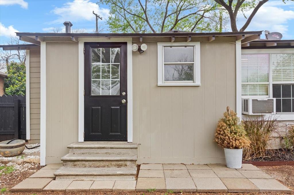 West, Texas 76691, United States, 2 Bedrooms Bedrooms, ,1 BathroomBathrooms,Residential,Pending,100786