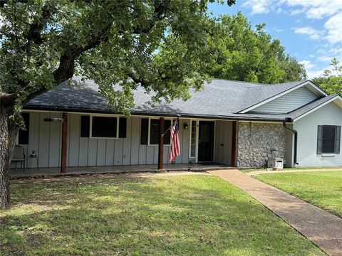 4 Preston Place Mineral Wells TX 76067