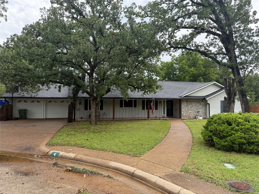 4 Preston Place