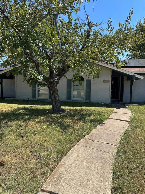 Photo of 3614 Skyline Drive, Rowlett, TX 75088 (MLS # 21391494)