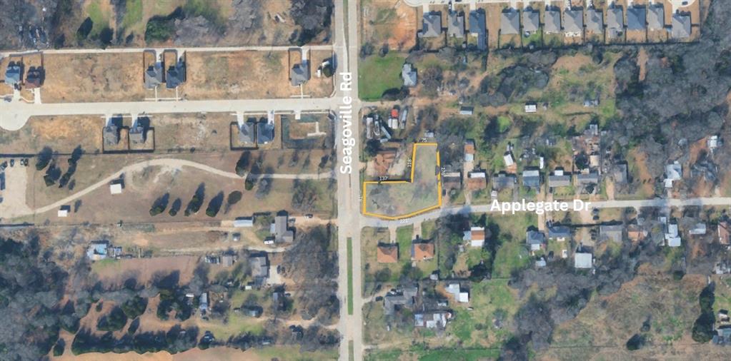 939 & 933 Applegate Drive