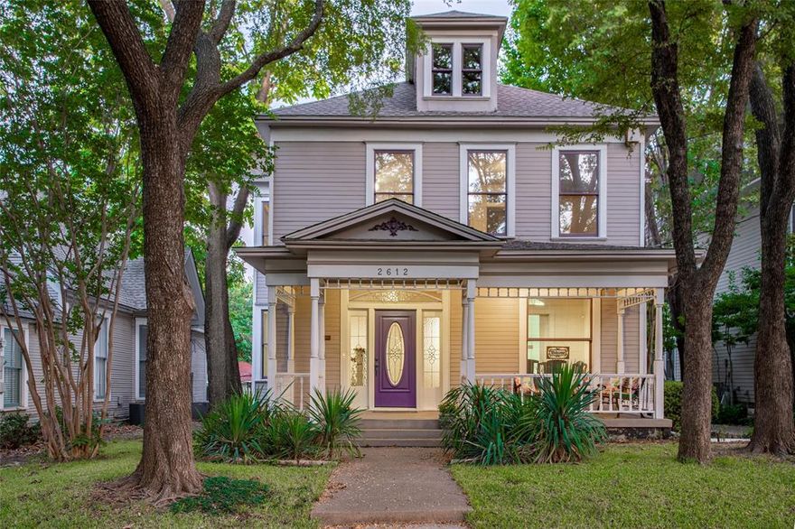 SINGLE DETACHED in FABULOUS location - STATE THOMAS of Uptown with AMPLE PARKING! May be used as commercial or residential use offering a flexible floor plan. Centennial Jewel, built in 1925, architecture is American Foursquare or “Prairie Box” - post-Victorian style similar to Prairie architecture pioneered by Frank Lloyd Wright. Well maintained last 25-years, this beauty awaits its next owner! Blank slate, bring your style & design ideas to make this your own! Close to Downtown Dallas, Klyde Warren Park, Arts District, Katy Trail, Love Field & DFW Airports, Tollway & Major Highways, Whole Foods & Restaurants, Griggs Park & McKinney Avenue Trolley! Pre Qual Letter or POF required prior to showing.