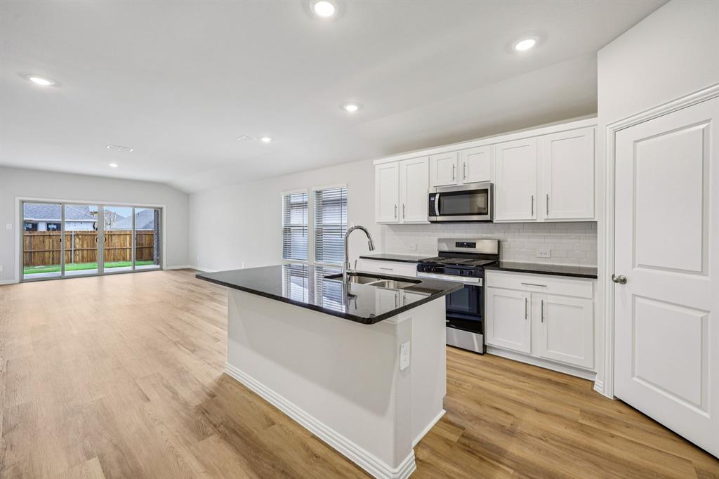 2127 Longchamp Lane